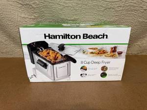 lot 125 image: Hamilton Beach 8 Cup Deep Fryer in Box