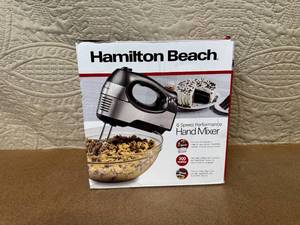 lot 132 image: Hamilton Beach 6-Speed Performance Hand Mixer in Box