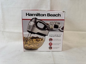 lot 162 image: Hamilton Beach 6 Speed Performance Hand Mixer in Open Box