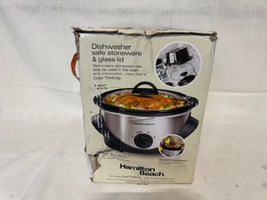 lot 207 image: Hamilton Beach Slow Cooker with Stoneware Insert and Glass Lid, 3.8L