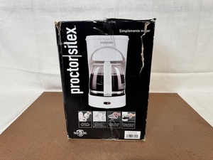 lot 257 image: Proctor Silex 12-Cup Coffeemaker White in Original Box