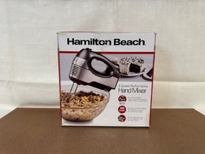 lot 311 image: Hamilton Beach 6 Speed Hand Mixer in Box