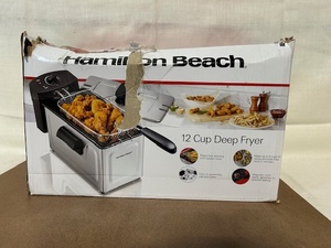 lot 330 image: Hamilton Beach 12 Cup Deep Fryer with 3 Liter Capacity, Damaged Box