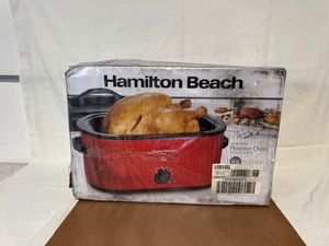 lot 409 image: Hamilton Beach Roaster Oven in Red, Damaged Packaging