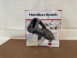 lot 415 image: Hamilton Beach Hand Mixer in Damaged Packaging