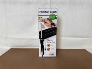 lot 437 image: Hamilton Beach Electric Knife Set with Storage Case