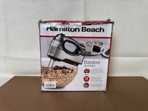 lot 451 image: Hamilton Beach Hand Mixer in Original Box