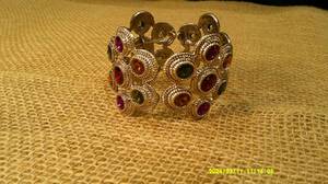 lot 81 image: 2 Flower-Like Bracelets