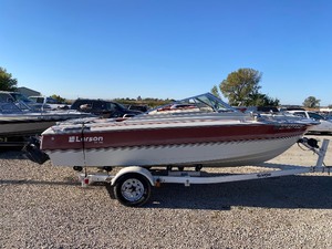 1988 Larson boat