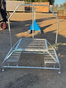 lot 26 image: Tri Arc Industrial Two-Way Aluminum Safety Stairs. 500 LB Capacity. 47 x 27 x 49 to top rail. Top step is 2 x 2.