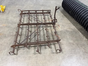 lot 46 image: Adjustable Drag 48 Long x 72 Wide