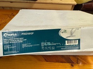 lot 79 image: Proflo Single Handle Kitchen Faucet PFXC3101CP