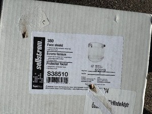 lot 114 image: Sellstrom 380 Face Shield