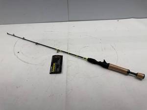 lot 29 image: ICE FISHING ROD LOT