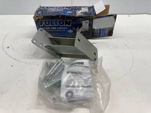 lot 31 image: FULTON SPARE TIRE CARRIER