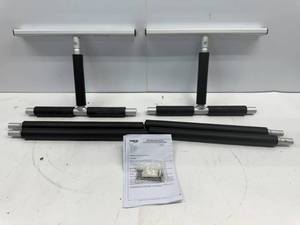 lot 100 image: EXTREME MAX SUP RACK
