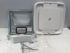 lot 117 image: FURRION CHILL AC AIR DISTRIBUTION BOX