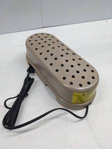 lot 15 image: DAVIS AIR DRY 500 DEHUMIDIFIER