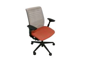 lot 14 image: Steelcase Think Task Chair