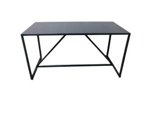 lot 25 image: Table