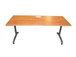 lot 89 image: ABCO Training Table with Power Pack