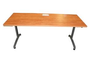 lot 93 image: ABCO Training Table with Power Pack