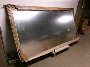 lot 160 image: Infinity Glass 8 X 4 Glassboard  Whiteboard