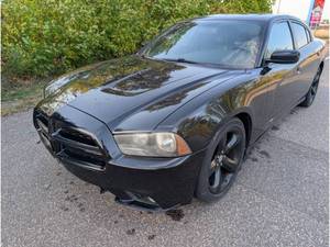 lot 7 image: 2012 Dodge Charger SXT