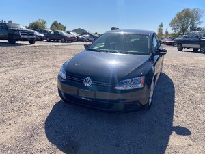 lot 2 image: 2013 Volkswagen Jetta