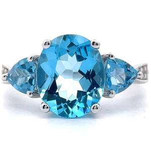 lot 59 image: 4.98 Carat Blue Topaz Three-Stone & White Topaz Ring VIDEO