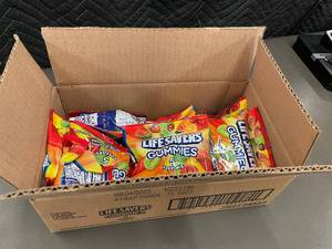 lot 6 image: IA 4 - Lot of 12 Life Savers Gummies 5 Flavors 3.22 oz Bags, Best By 042025