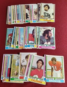 lot 43 image: (50) 1974 Topps Football Cards