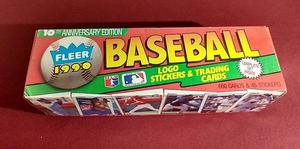 lot 54 image: 1990 Fleer Baseball Complete Set