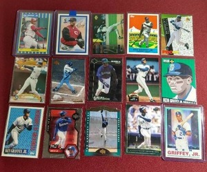 lot 57 image: (15) Ken Griffey Jr Cards