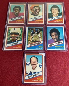 lot 168 image: (7) 1976 Topps Wonder Bread Football Cards - (5) HOFers