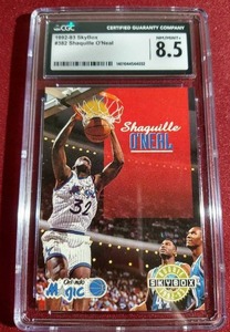 lot 189 image: 1992-93 Skybox Shaquille ONeal Rookie Card - CGC 8.5