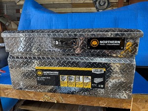 Northern Tool-Wide Truck Toolbox, 36in.L x 24in.W x 18in.H, Aluminum, $419 Retail