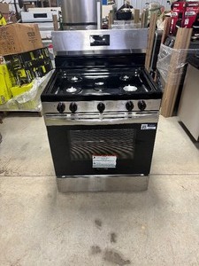 lot 42 image: Scratch and Dent-30 in. 5 Burner Freestanding Gas Range in Stainless Steel with Quick Boil and Even Baking Technology MSRP - $979 Model # FCRG3052BSF