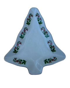 lot 40 image: Christmas Tree Shaped Serving Dish