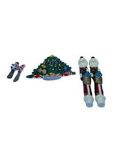 lot 41 image: Holiday Ceramic Dcor