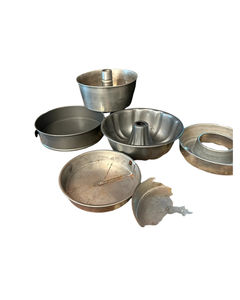 lot 55 image: Assorted Baking Pans and Cake Molds Lot