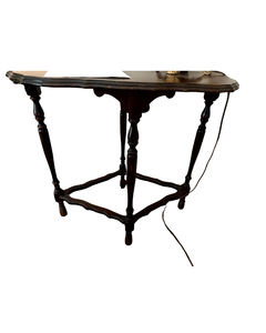 lot 89 image: Vintage Dark Wood Side Table