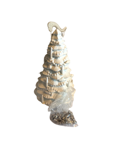 lot 127 image: Porcelain Christmas  Victorian Style Holiday Set