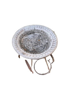 lot 133 image: Bird Bath  Feeder