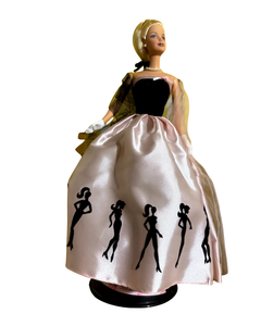 lot 165 image: Collector Edition Barbie Dolls