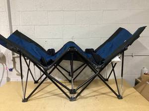 lot 335 image: Stansport Heavy Duty Camp Cot Blue