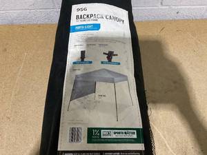 lot 118 image: DSG 7x7 Backpack Canopy SILVER