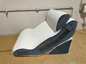 lot 179 image: Wedge Pillow