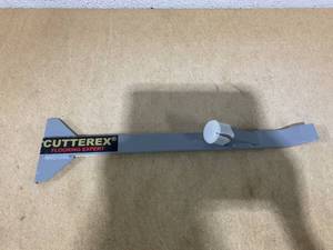 lot 187 image: Professional Heavy Duty Pull Bar and Pry Bar for Laminate Wood Flooring Installation