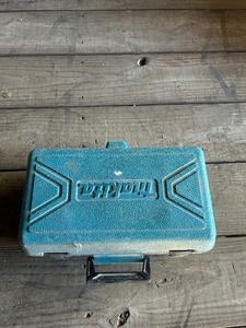 lot 27 image: Makita Power Planner model N1900B